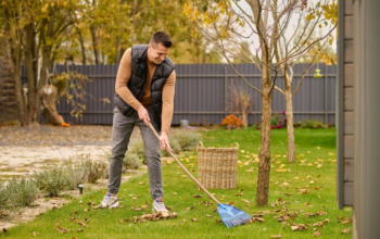 How Landscape Contractors Manage Cleanup During Outdoor Renovation Work
