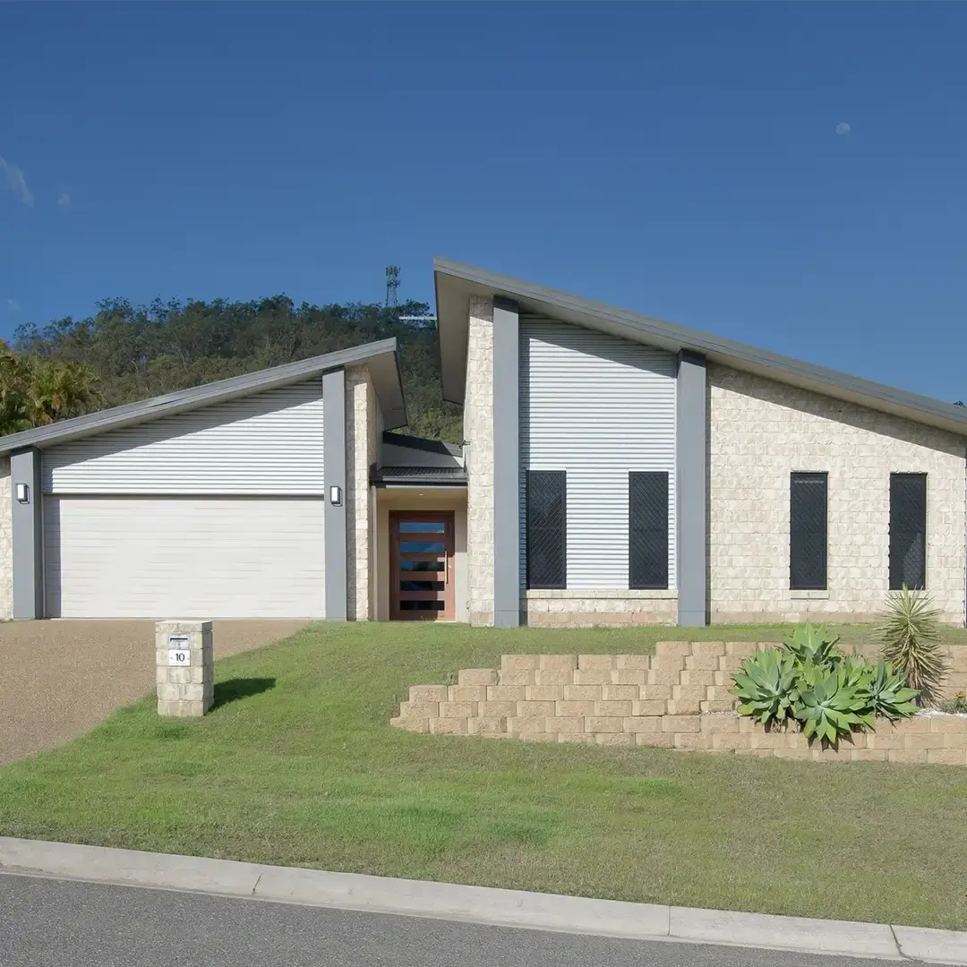 Gladstone Real Estate: Buying, Selling and Investing With Confidence