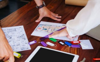 How to Design Informative Visual Content Guides With Infographics