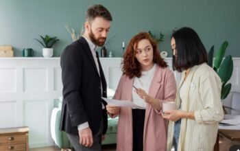 When Should You Hire a Real Estate Agent?