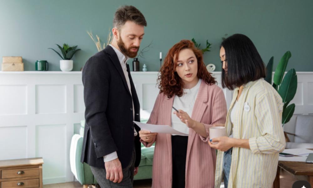 When Should You Hire a Real Estate Agent?
